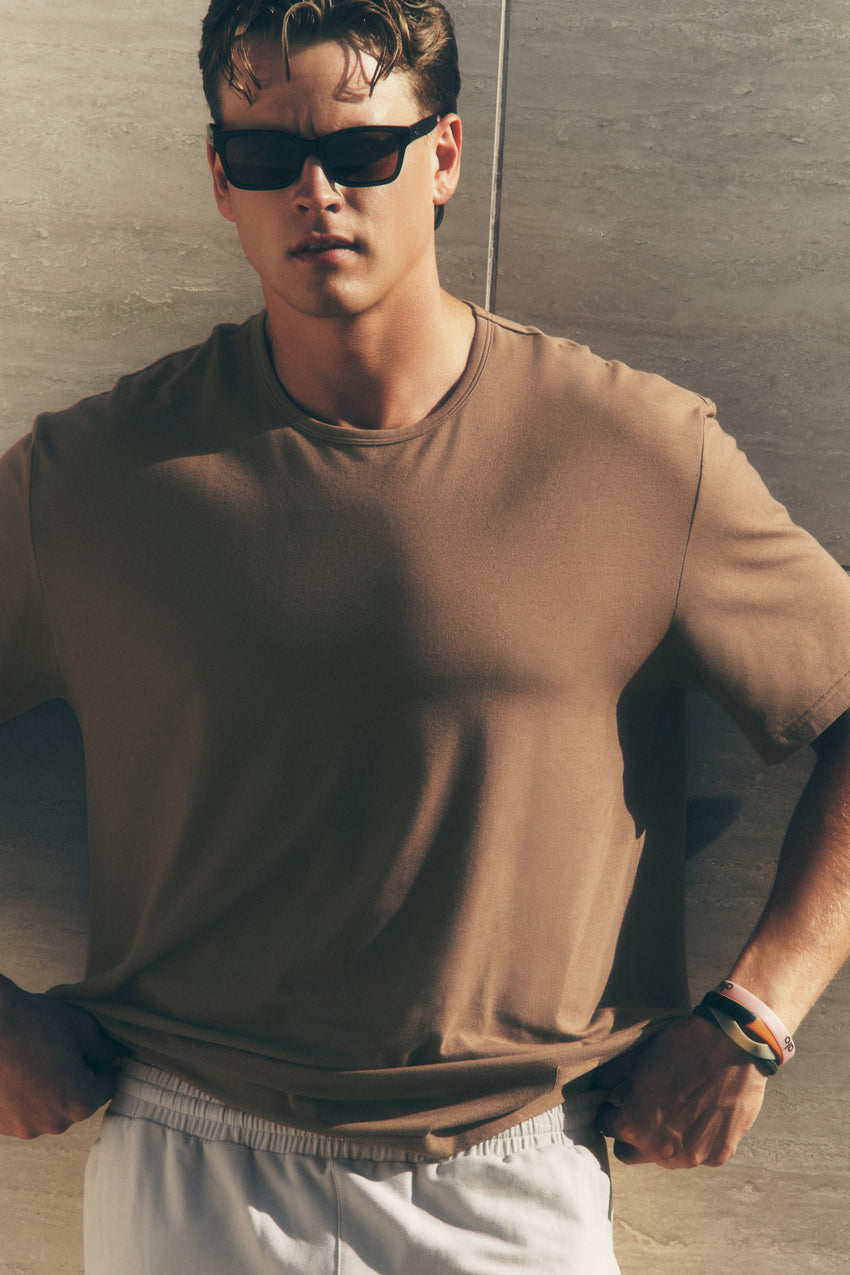 Street Essential Tee - Java Brown